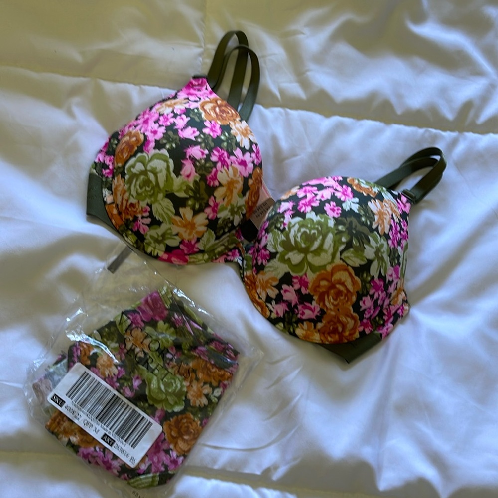PINK 🐕 Bra & Panty Set